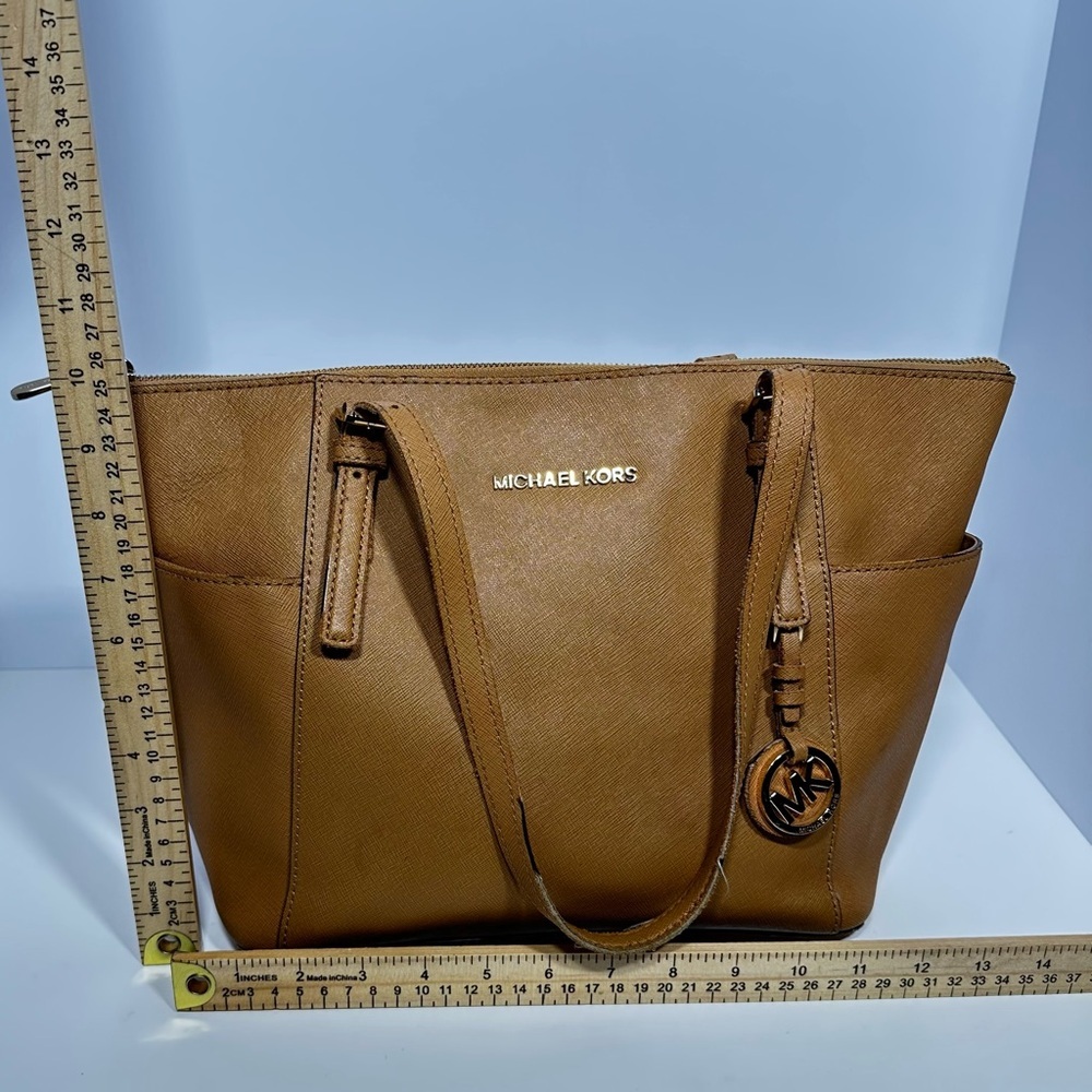 Michael Kors Jet Set Travel Large Tan Leather Tote Shoulder Bag Handbag Purse - Picture 3 of 9